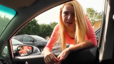Amateur blonde slut gets nailed so hard
