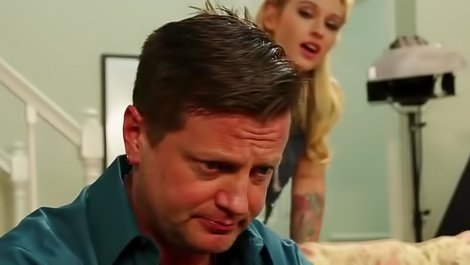 Tattooed babe gets drilled wildly