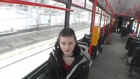 Amateur chick is getting fucked outdoors