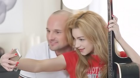 Strong guitar player is fucking blonde