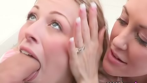 Teen and her stepmom sharing a dick