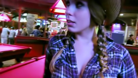 Hot cowgirls are sharing strong cock